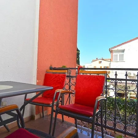 Apartments Martin 2224 Rovinj Exterior photo