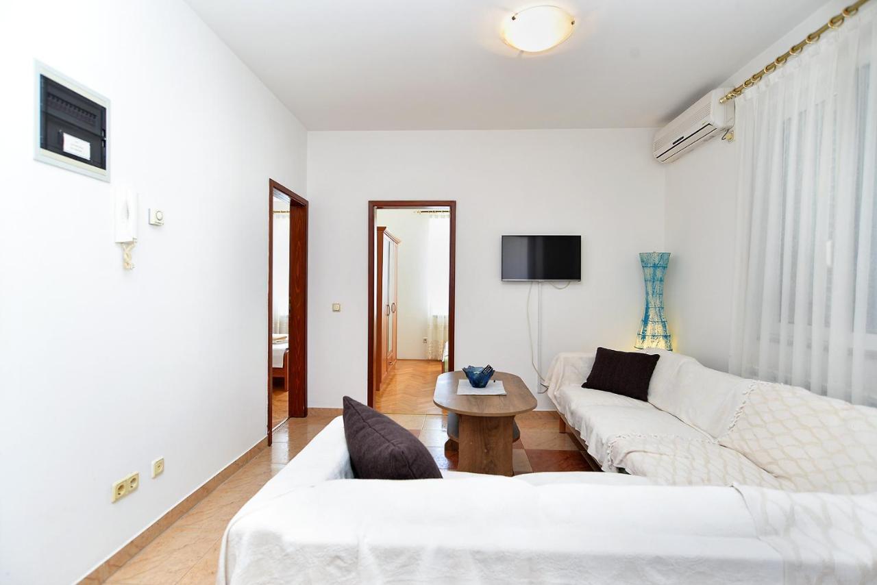 Apartament Martin 2224 *