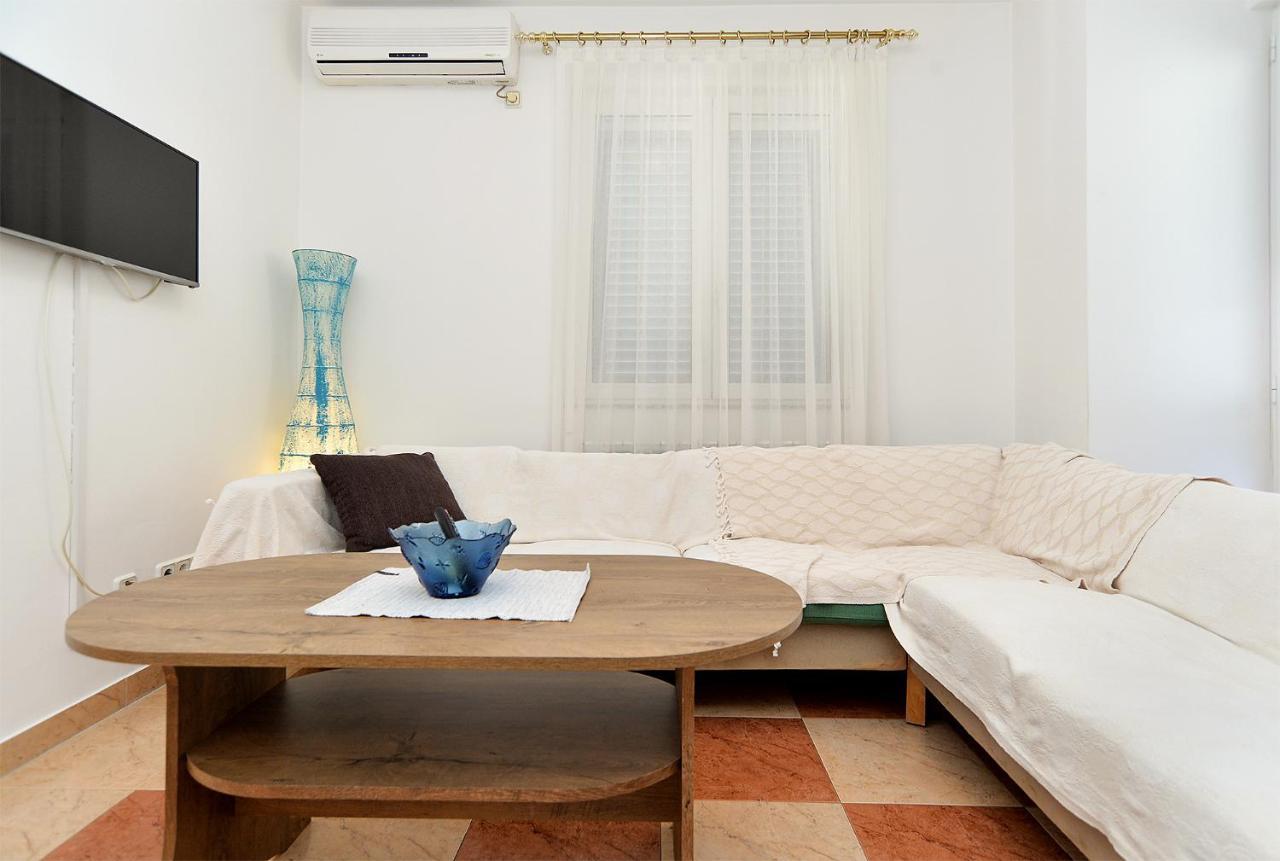 Martin 2224 Apartament