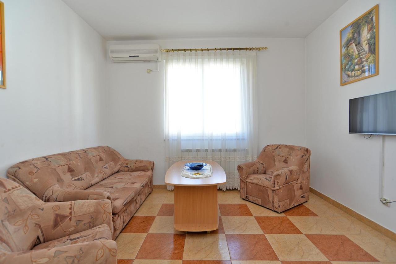 Martin 2224 Appartamento Rovigno