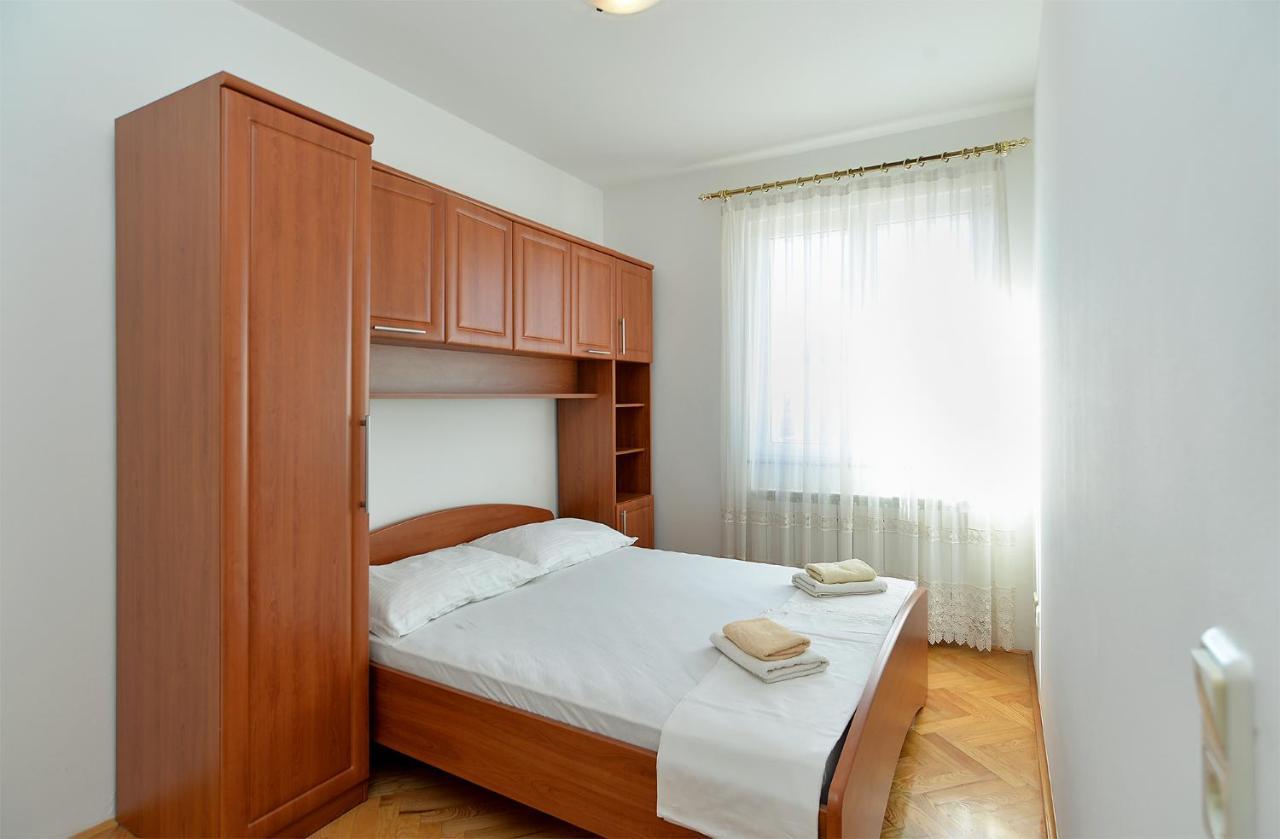 Martin 2224 Apartament *